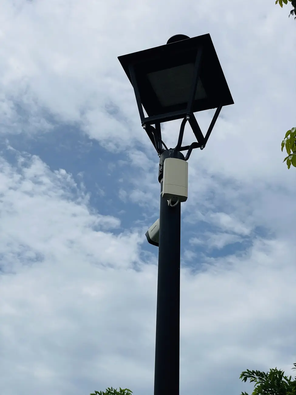 Cámara de seguridad Hikvision configurada y lista